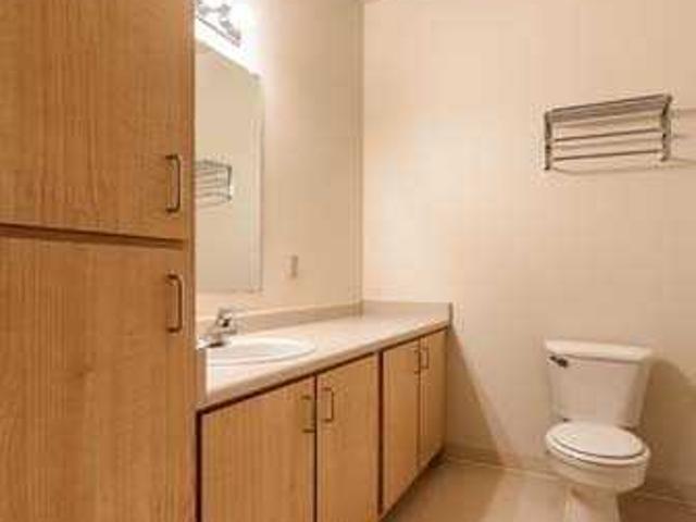 OVERTON PARK APARTMENTS HASM01 1 Bedroom Apartment for Rent at 2315 Nw Overton St, Portland, OR 97210 Northwest District