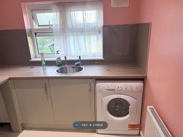 Overton Road, Birmingham B27, 1 bed maisonette to rent, £825 pcm | PrimeLocation