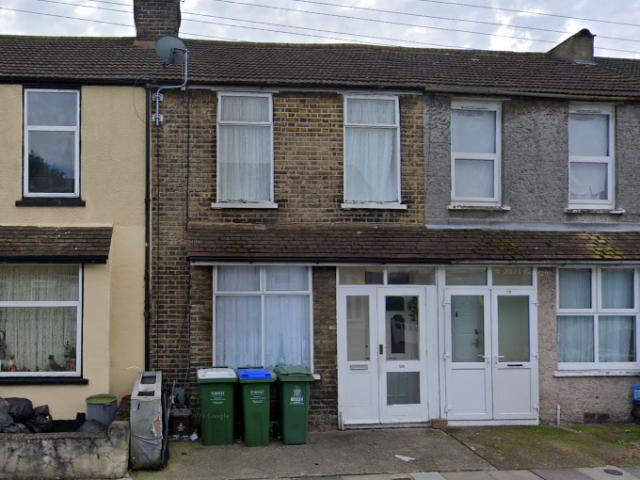 Overton Road, London SE2, 2 bed terraced house to rent, £1,950 pcm | PrimeLocation
