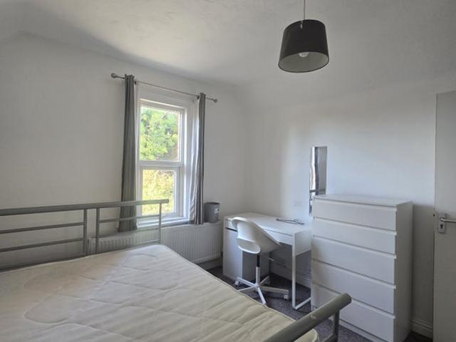 OX3 Excellent Furnished 4 Bedroom House HMO