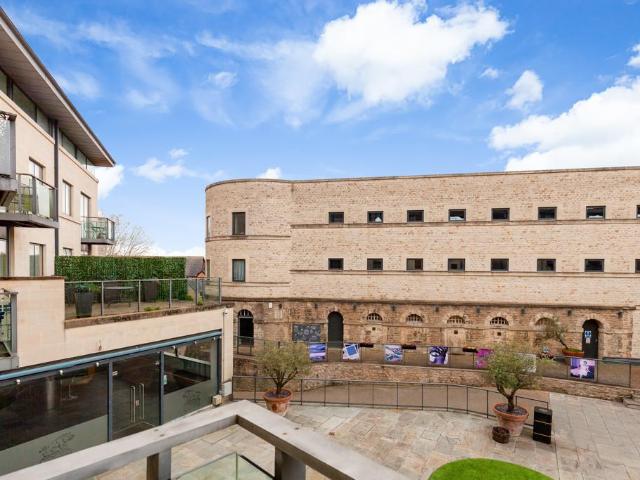Oxford Castle, New Road 1 bed apartment to rent £2,000 pcm £462 pw