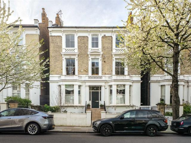 Oxford Gardens, Notting Hill, London W10, 2 bed flat to rent, £9,750 pcm | PrimeLocation