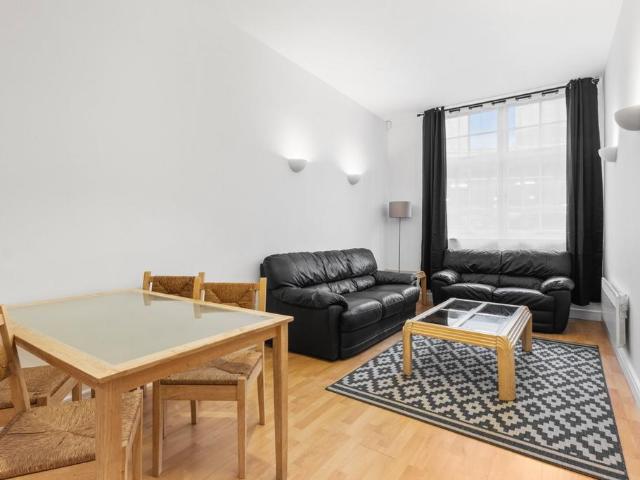 Oxford Drive, London SE1 2 bed flat to rent £2,950 pcm £681 pw