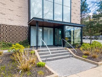 Oxford House 1 Bedroom Apartment for Rent at 1545 Oxford St, Halifax, NS B3H 3Z3