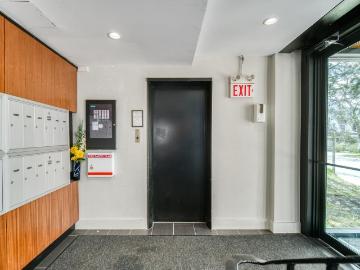 Oxford House 1 Bedroom Apartment for Rent at 1545 Oxford St, Halifax, NS B3H 3Z3