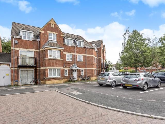 Oxford, Headington OX3, 2 bed flat to rent, £1,450 pcm | PrimeLocation