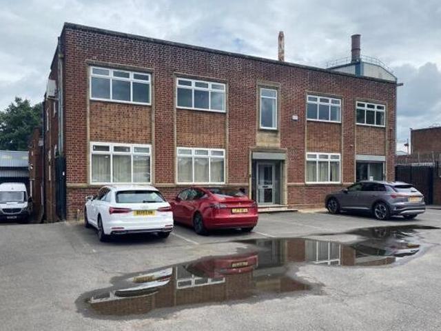 Oxford Street, Bilston, Office To Lease