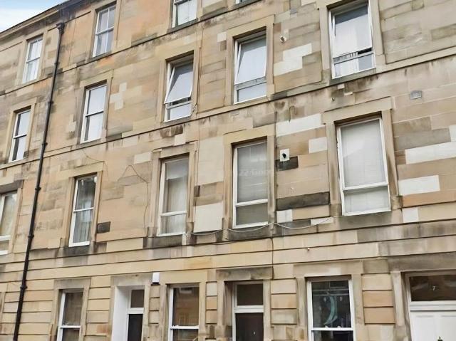 Oxford Street, Edinburgh, EH8 1 bed flat to rent £1,250 pcm £288 pw