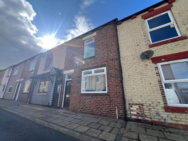 Oxford Street, Eldon Lane DL14, 2 bed terraced house to rent, £525 pcm | PrimeLocation