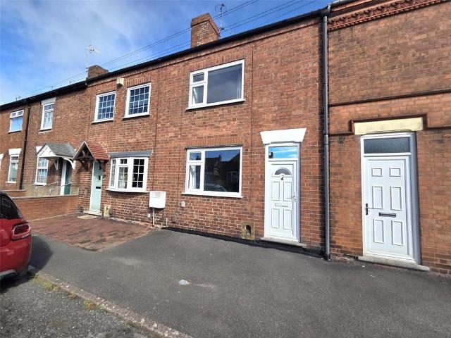 Oxford Street, Ilkeston, DE7 2 bed terraced house to rent £895 pcm £207 pw
