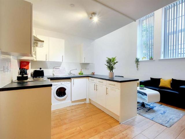 Oxford Street, Leicester LE1 Studio to rent £789 pcm £182 pw