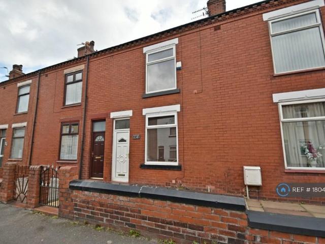Oxford Street, Leigh, WN7 2 bed terraced house to rent £850 pcm £196 pw
