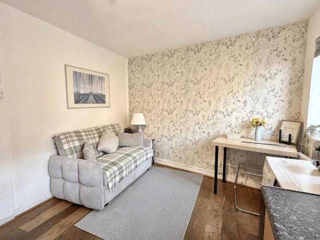 Oxford street, W1D 1LZ 1 bed flat to rent £2,500 pcm £577 pw