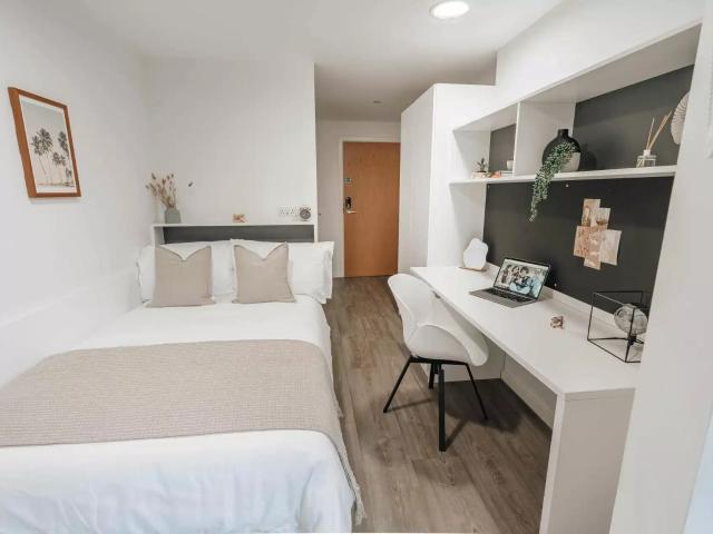Oxford Point, Bournemouth Student Accommodation | Amber