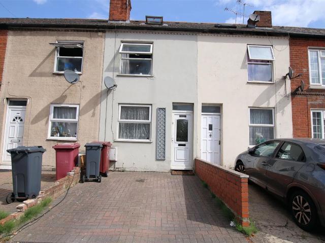 Oxford Road, Reading RG30, 3 bed terraced house to rent, £1,550 pcm | PrimeLocation