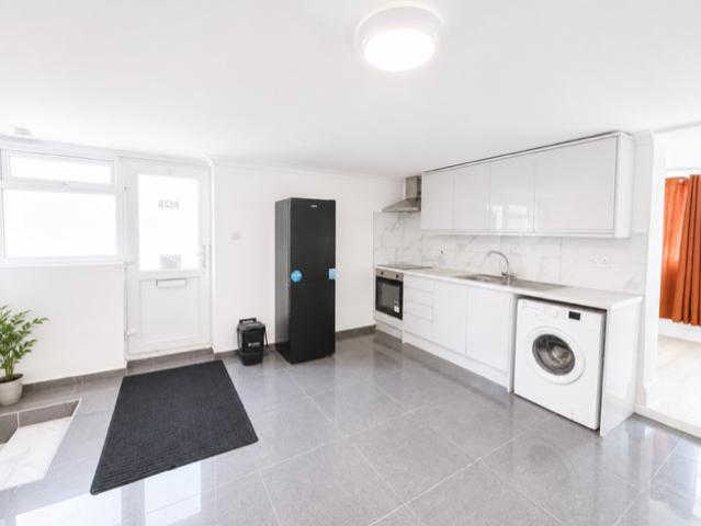 Oxford Road, Reading RG30, Studio to rent, £975 pcm | PrimeLocation
