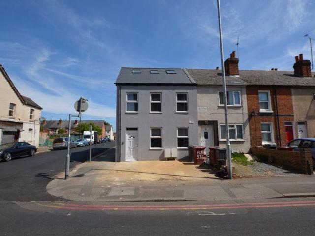 Oxford Road, Reading 2 bed apartment to rent £1,100 pcm £254 pw