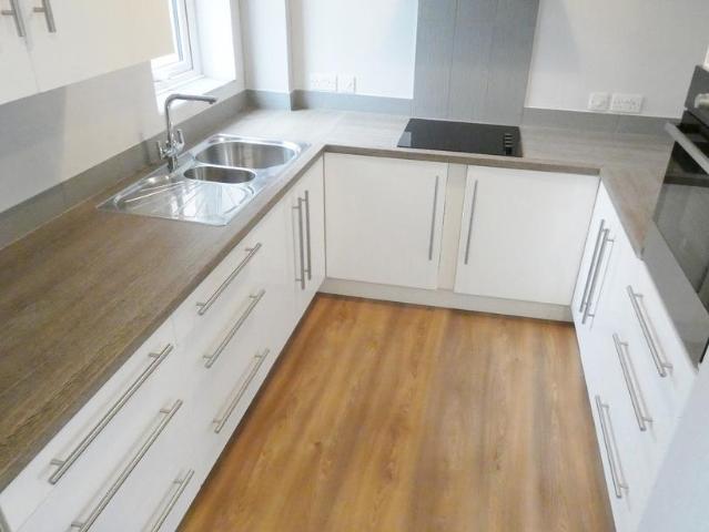 Oxheys Street, Preston PR1 3 bed terraced house to rent £850 pcm £196 pw