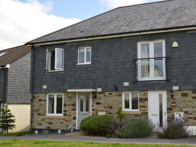 Oxley Vale, Newquay TR7, 3 bed property to rent, £1,350 pcm | PrimeLocation