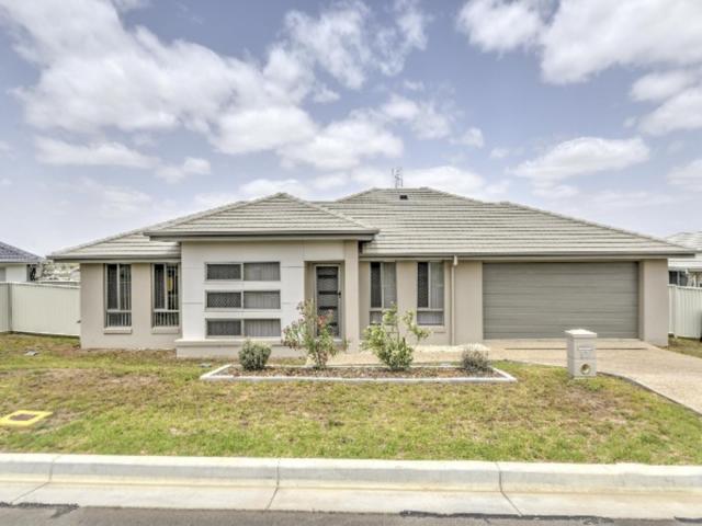 OXLEY VALE Four Bedroom Home
