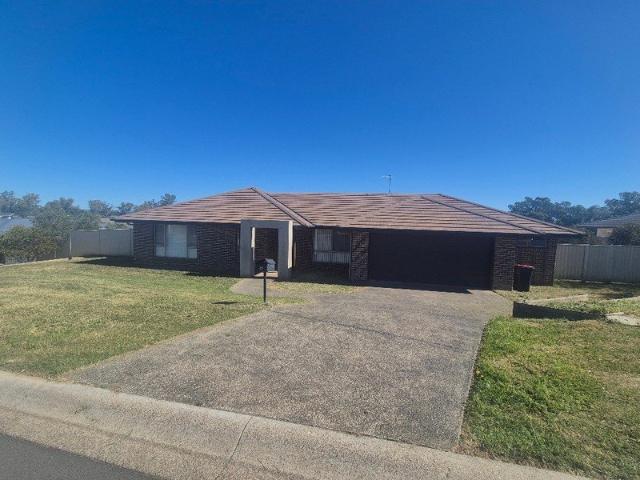 OXLEY VALE Recently Updated, Stylish and Modern