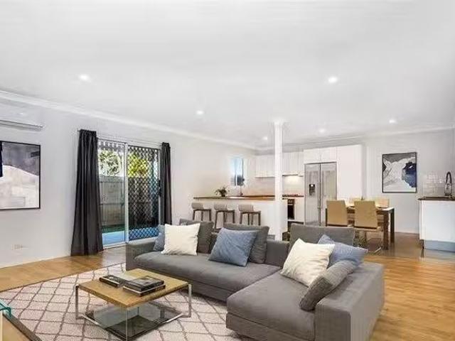 Oxley, QLD 4075