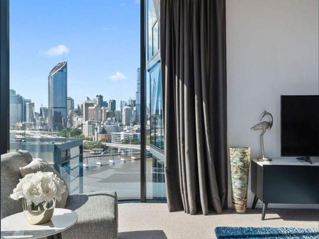 Oxley + Stirling Residences