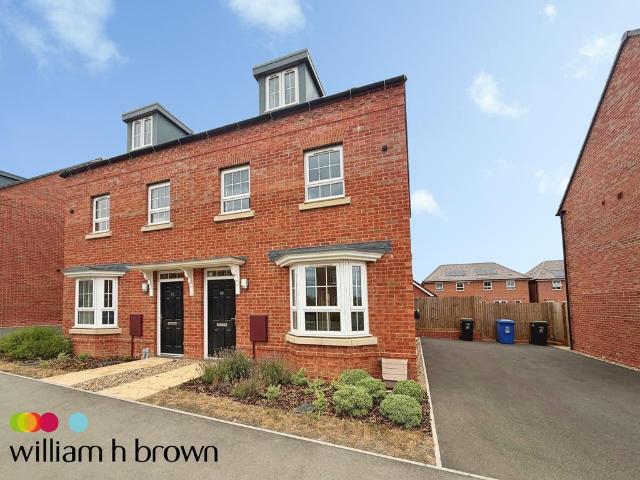 Oxlip Boulevard, IPSWICH 3 bed semi detached house to rent £1,825 pcm £421 pw