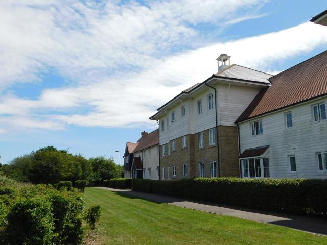 Oxton Close, Colchester CO5 2 bed flat to rent £975 pcm £225 pw