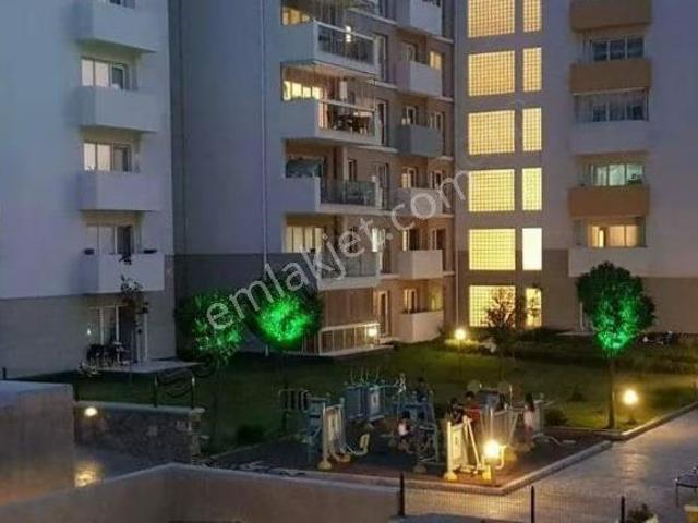 Oyak 1. Etap Sitesinde Kiralık 1+1 Lüks Daire