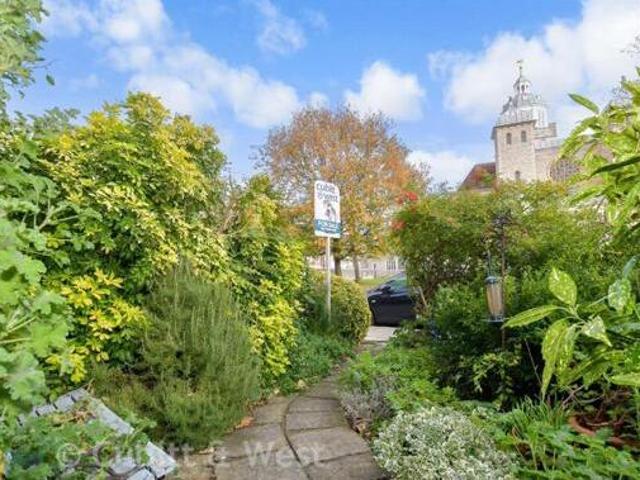 Oyster Street, Portsmouth, 3 Bedroom Town