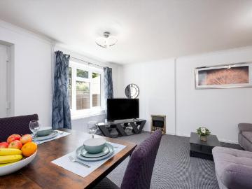 Oyster Row, Cambridge CB5 3 bed house to rent £4,914 pcm £1,134 pw