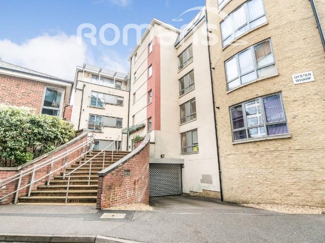 Oyster Wharf, Crane Wharf, Reading RG1, 1 bed flat to rent, £1,150 pcm | PrimeLocation