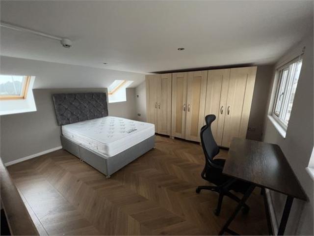 Oystermouth Road, Swansea SA1, 4 bed shared accommodation to rent, £395 pcm | PrimeLocation