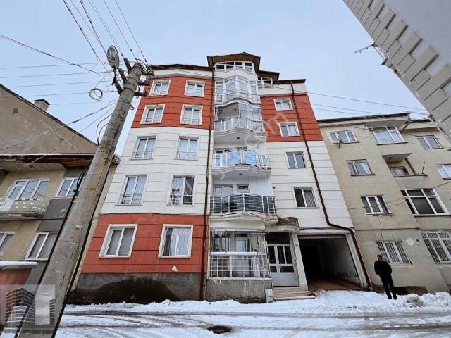 Öz Urhanlar Emlaktan Akdeğirmen Mah De Satılık 4+1 Daire