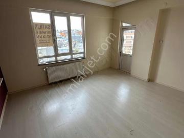 Öz Urhanlar Emlaktan Mehmetpaşa'da 5+1 Satılık Dubleks Daire
