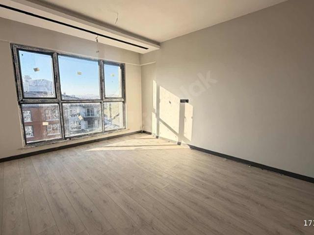 ÖZ VADİ'DEN VADİ PREMİUMDAN PEYZAJ CEPHELİ 2+1 FIRSAT DAİRE