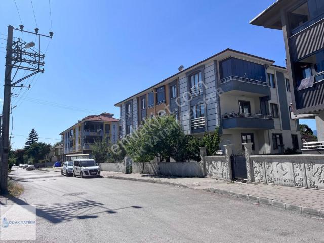 Öz aktan Hamidiyede Müstakil Tadında Kiralık 3+1 Eb. Banyolu Dai