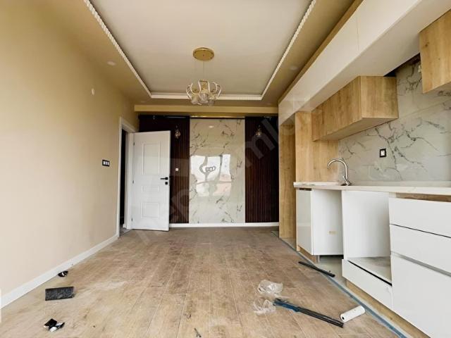 ÖZ AVRASYA'DAN MERKEZİ KONUMDA SATILIK 1+1 DAİRE
