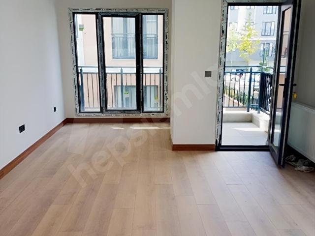 özşekerden site içinde 3+1 sıfır daire