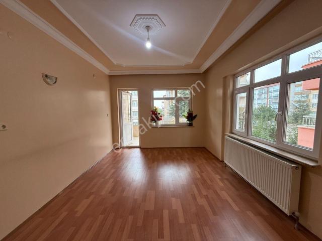 Özçelebi'den Yeni Mah. 3+1 Asansörlü 2. Kat Kiralık Daire