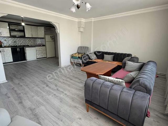 Öz emmaxdan Şehrin Merkezinde Kiralık 3+1 Daire
