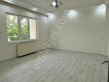 Öz Gaye Emlaktan Develi Yeni Mahallede Kiralık Geniş Daire