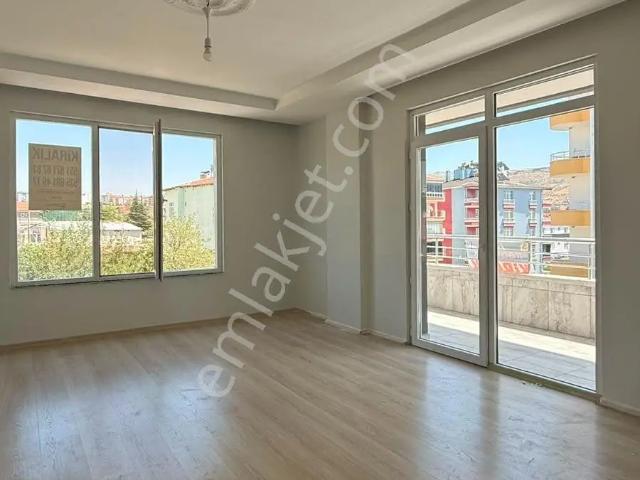 Öz Gaye Emlaktan Develi Harman Mahallesinde Kiralık Daire