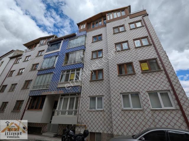Öz İtimat Emlak / Merkezi Konumda Masrafsız 3+1 Daire