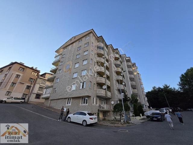 Öz İtimat Emlak / Mevlana P.tesi Pazarına Cepheli Kiralık Daire