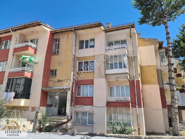 Öz İtimat Emlak / Emek Mahallesi Satılık 2,5+1 İçi Yapılı Daire