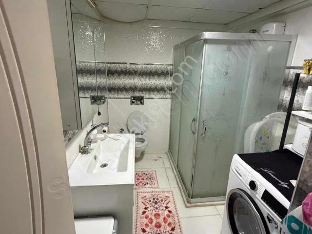 Özçoban Gayrimenkulden Çarşı Merkezde Satılık Teraslı 2+1 Daire