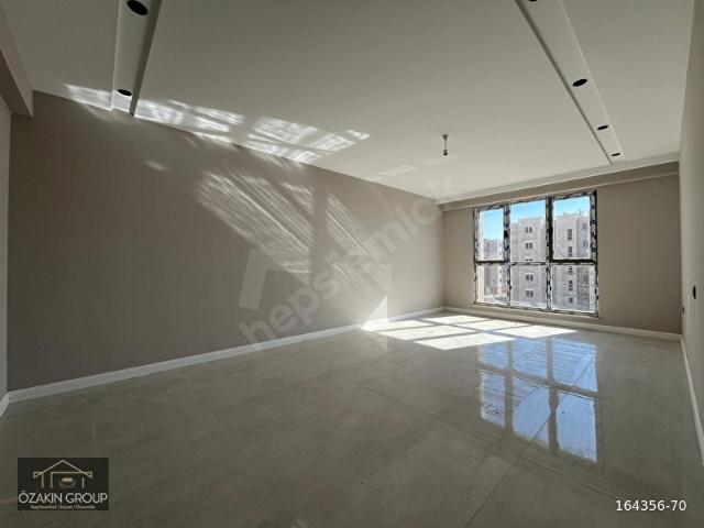 ÖZAKIN GAYRİMENKULDEN YENIŞEHİR MAHALLESİNDE SATILIK 3+1 SIFIR ARAKAT FIRSAT DAİRE