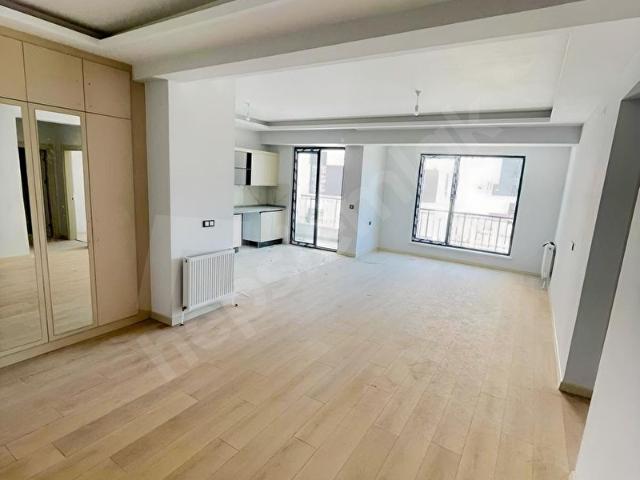 ÖZALP EMLAK ERKİLET CAMİKEBİR MAHALLESİ 2+1 SATILIK DAİRE!